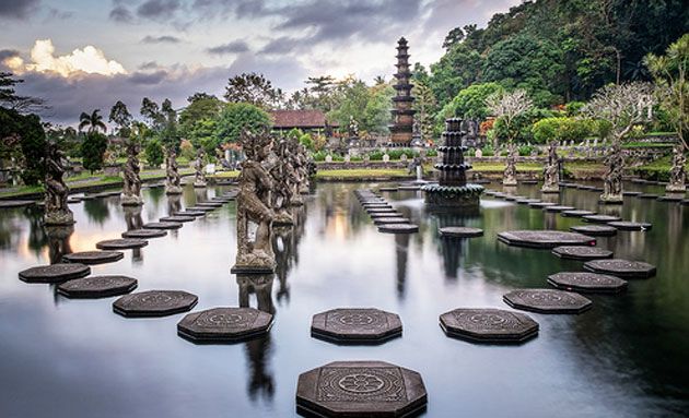 tirta-gangga-water-palace-penginapan-murah-cozzyid
